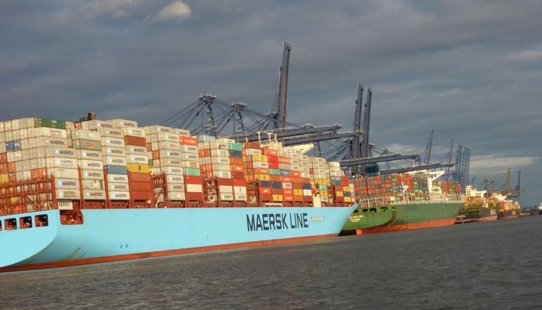 Day122 Felixstowe cranes